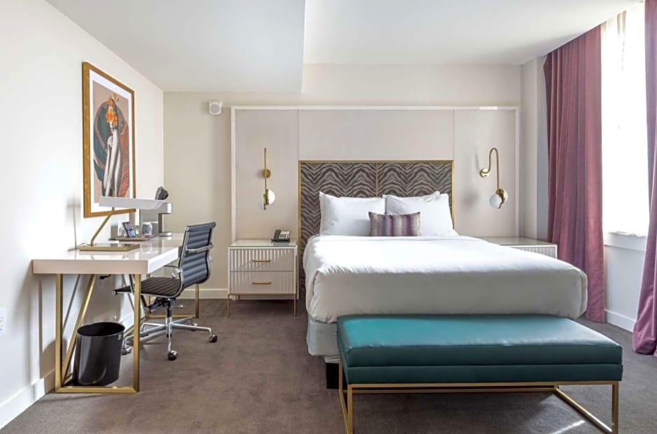 The Kelly Birmingham, Tapestry Collection By Hilton