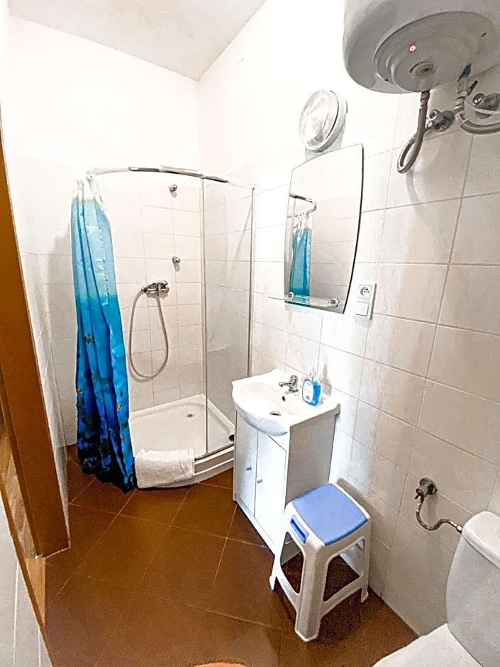 Schronisko Młodzieżowe PTSM "Alko"