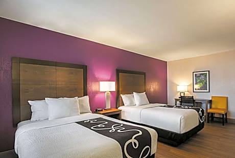 Wingate by Wyndham Galveston Beachfront at the Seawall