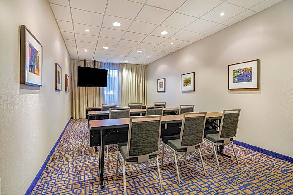 Hampton Inn By Hilton And Suites Dallas Plano East Tx