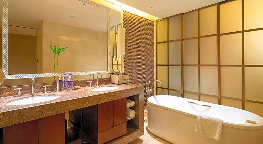 Hilton Qingdao Golden Beach