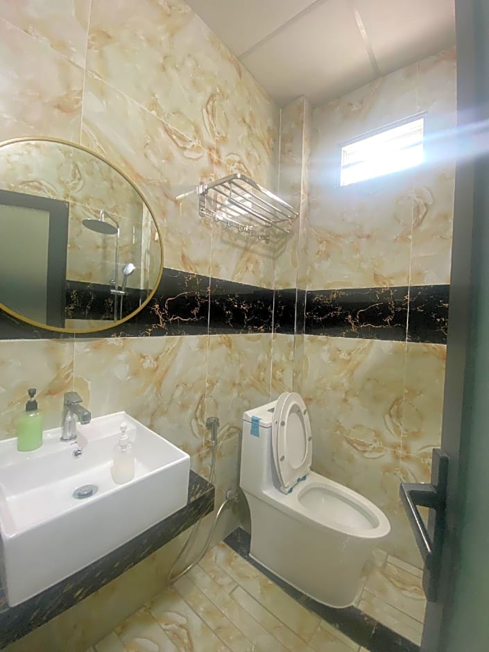 KHÁCH SẠN HỘI NGHĨA