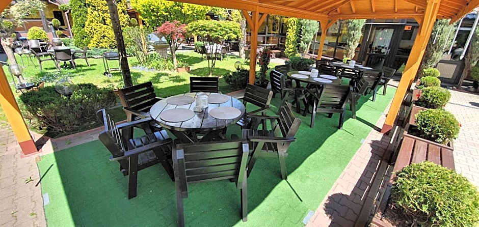 Eko Hotel Na Wierzynka & Park Pinokia