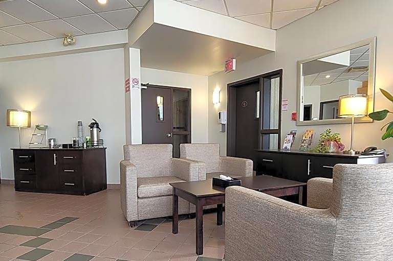 Quality Hotel & Suites