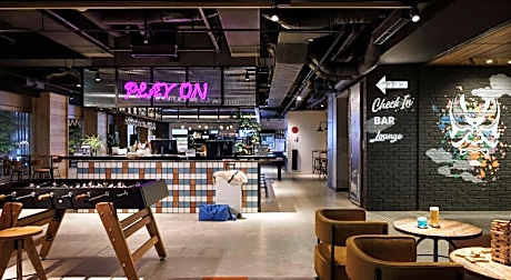 Moxy Tokyo Kinshicho