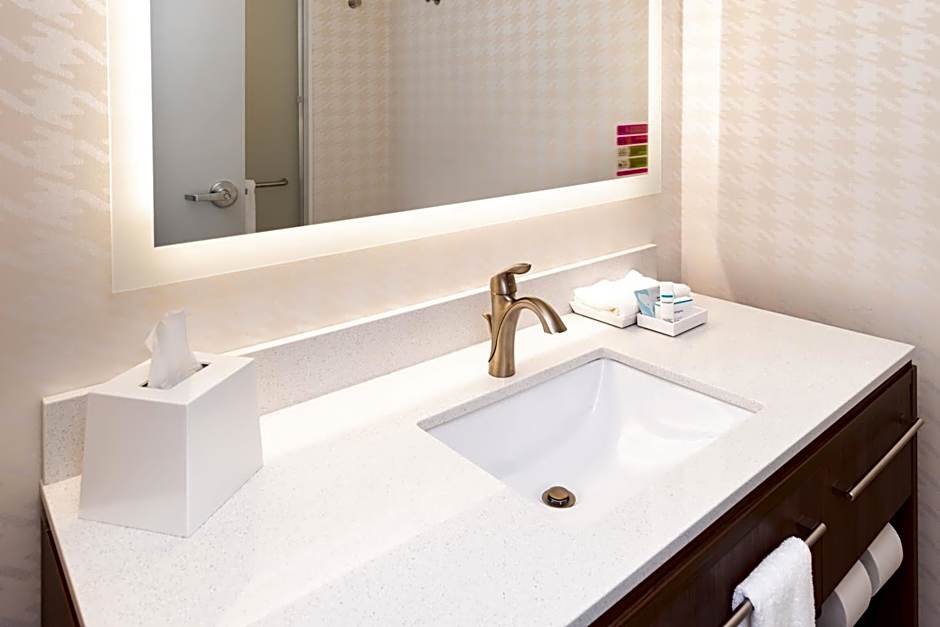 Home2 Suites by Hilton Columbia Downtown