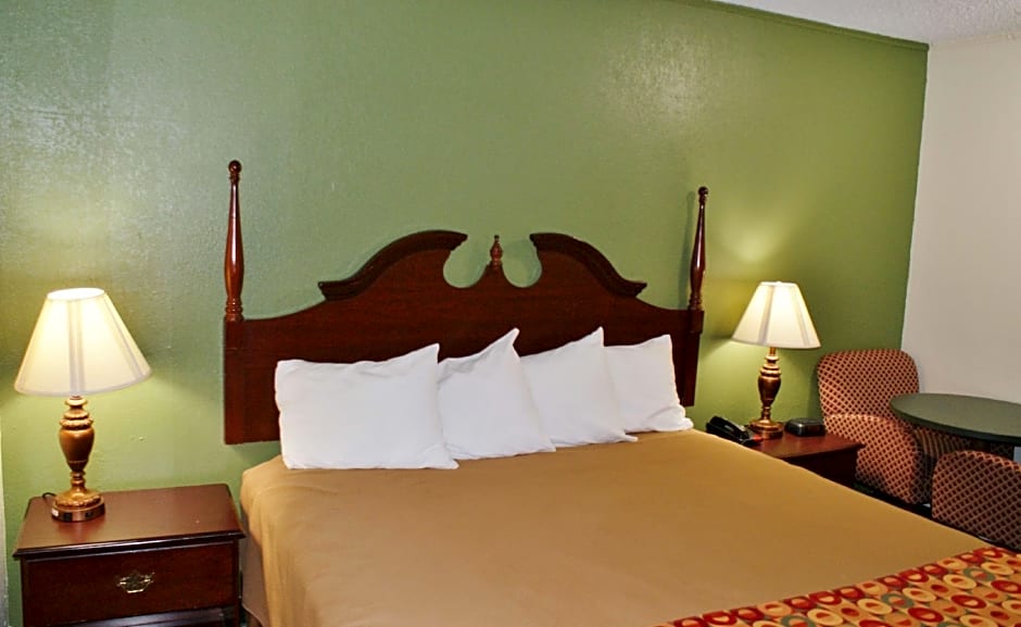 Americas Best Value Inn Fort Jackson