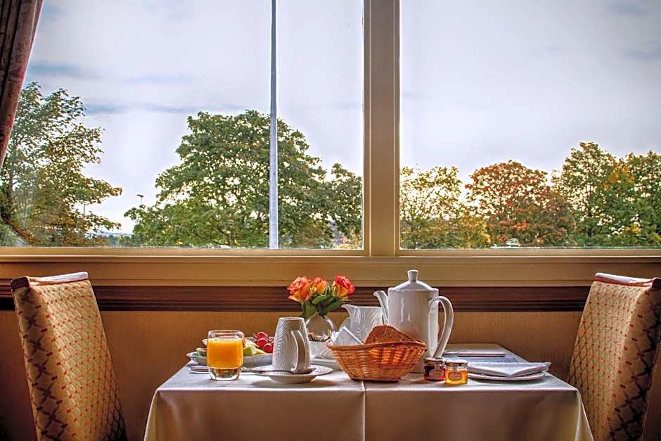 Strathburn Hotel Inverurie by Compass Hospitality