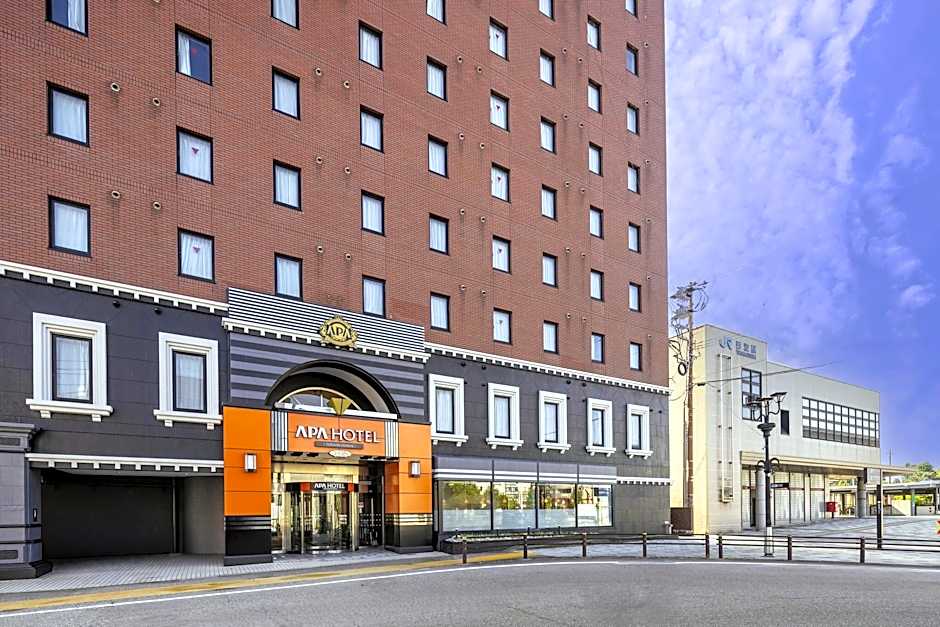 Apa Hotel Tonami-Ekimae