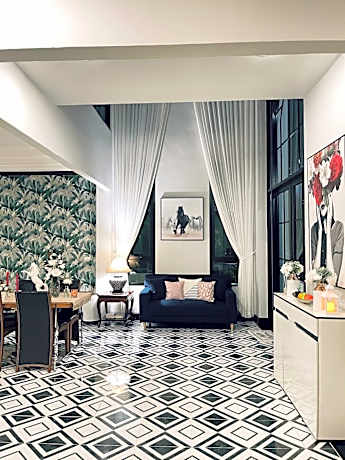 Romlaphass Boutique Villa
