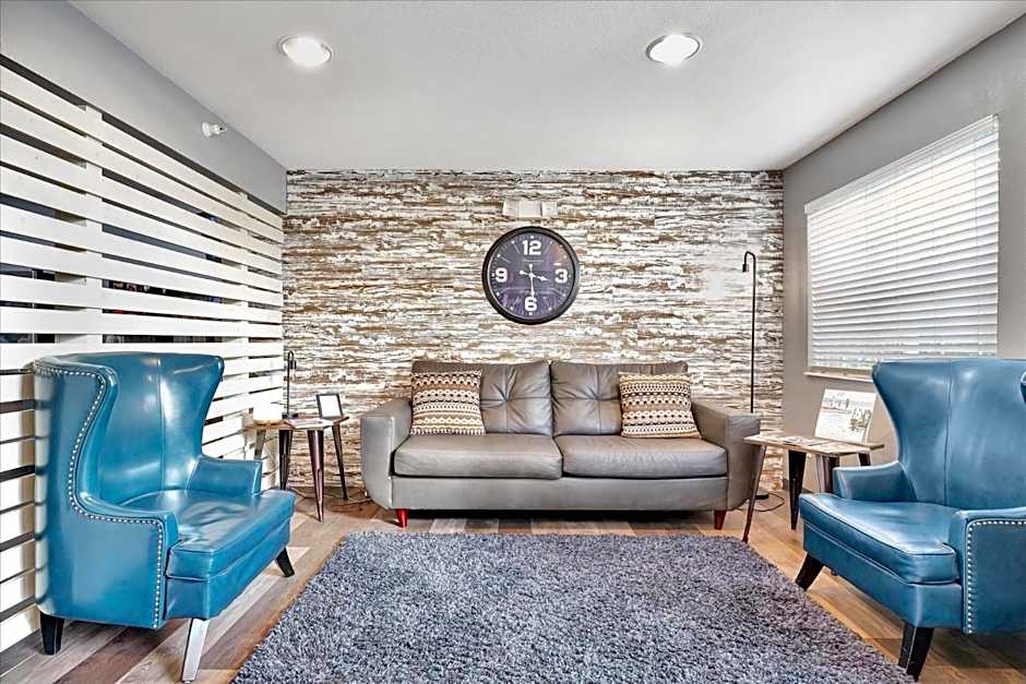 Ramada Limited Bloomington