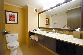 Branson Hillside Hotel