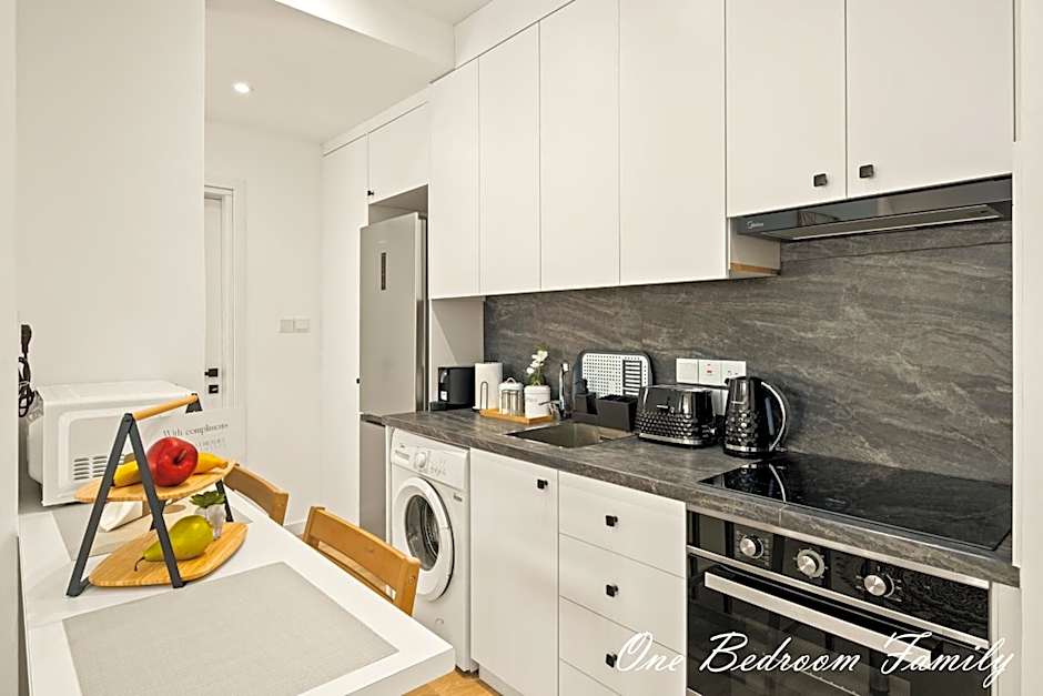 Lazuli Hermes Apartments