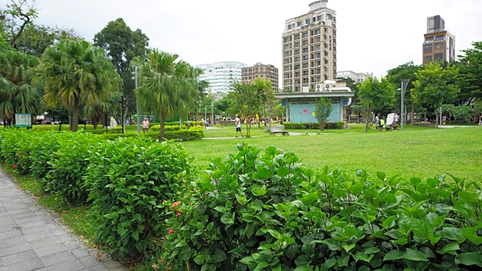 Chian Huei Business Hotel