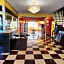 Town House Inn and Suites