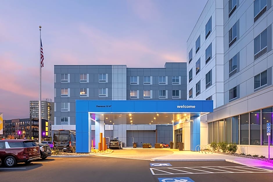 Hampton Inn & Suites Rochester Downtown