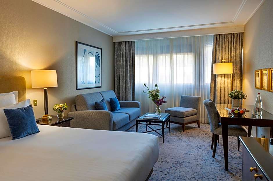 Photo 1 of 92 of Warwick Paris (Former Warwick Champs-Elysees)
