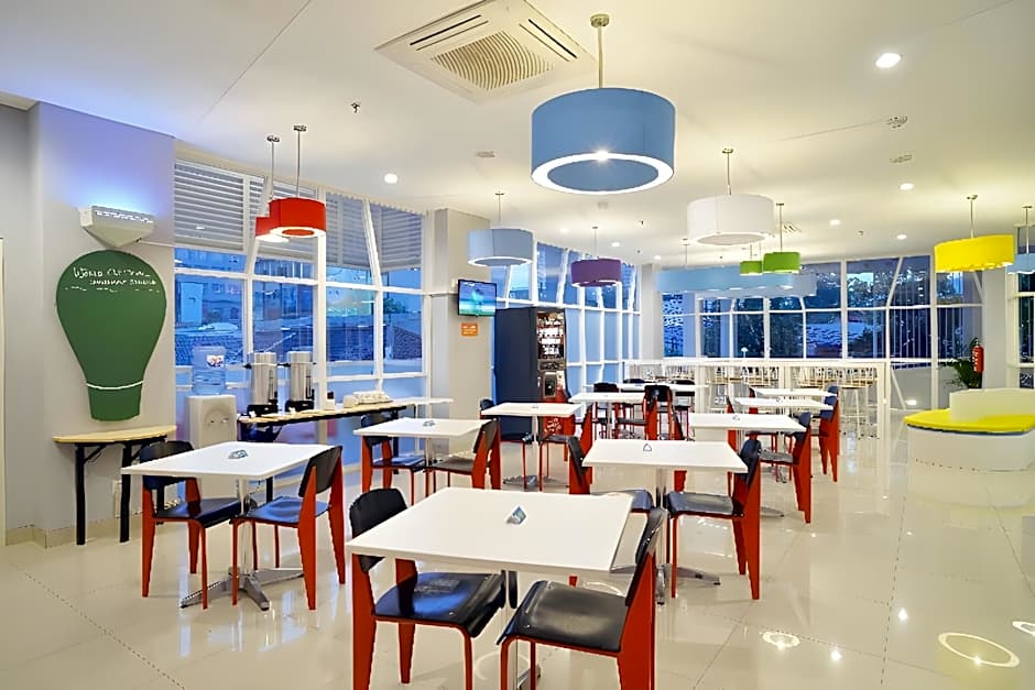 Pop! Hotel Kemang Jakarta