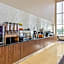 La Quinta Inn & Suites by Wyndham Bridge City