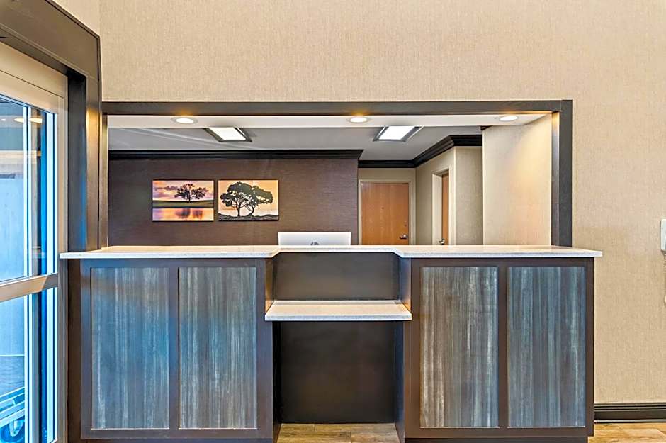 Best Western Presidential Hotel & Suites