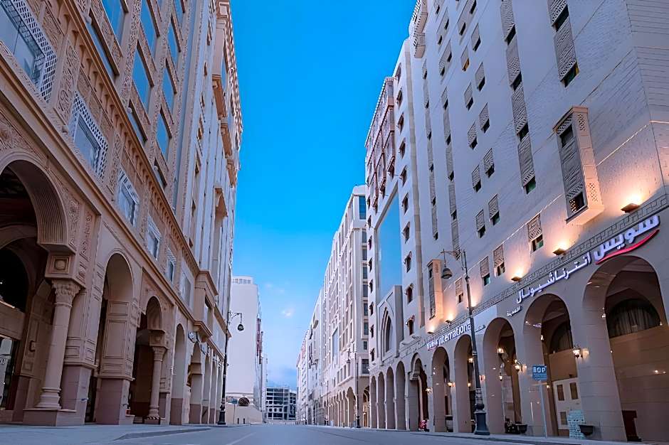 Swiss international Al Madina