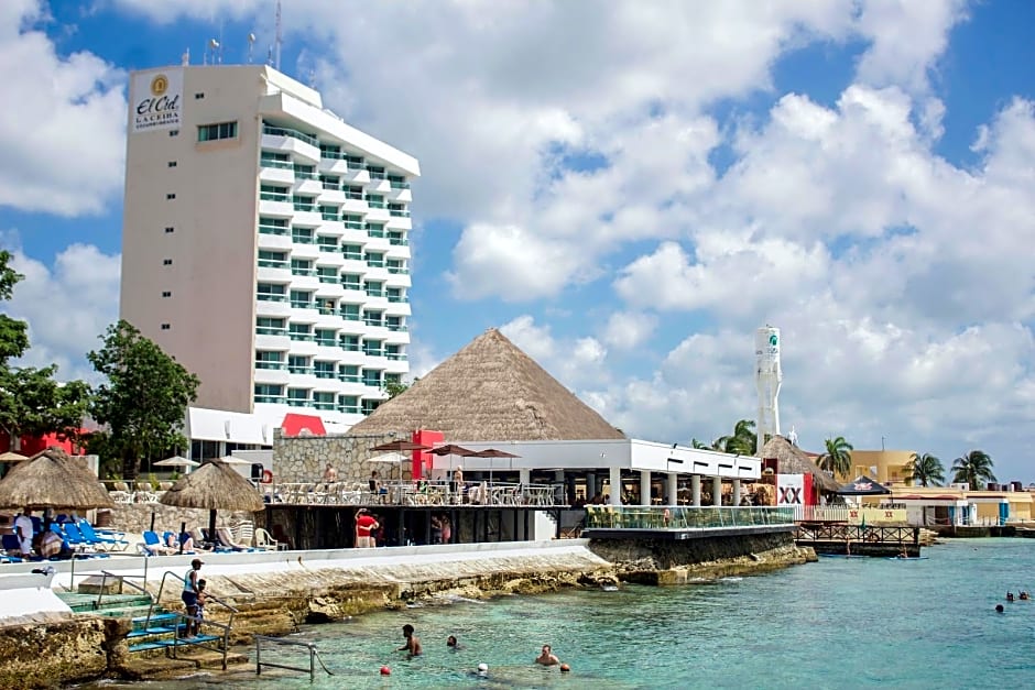 El Cid La Ceiba Beach Hotel