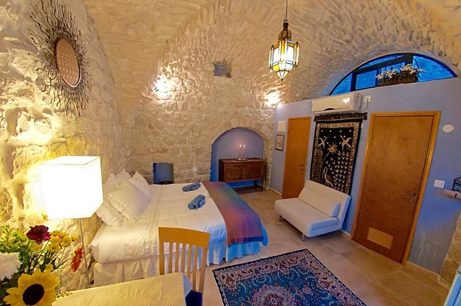 Artist Quarter Guesthouse B&B