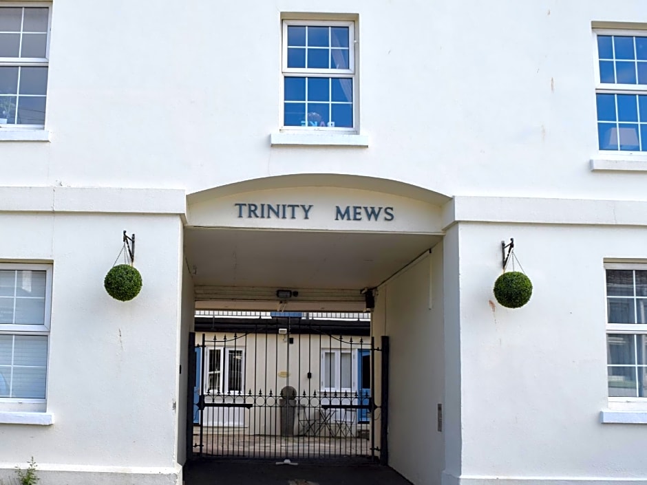 Harbour Retreat Trinity Mews