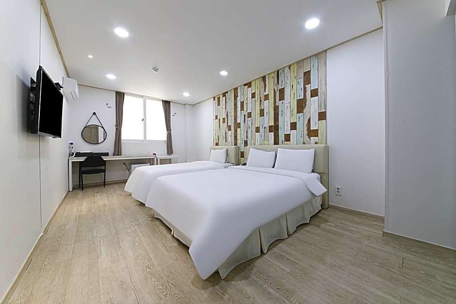 Hotel Cube