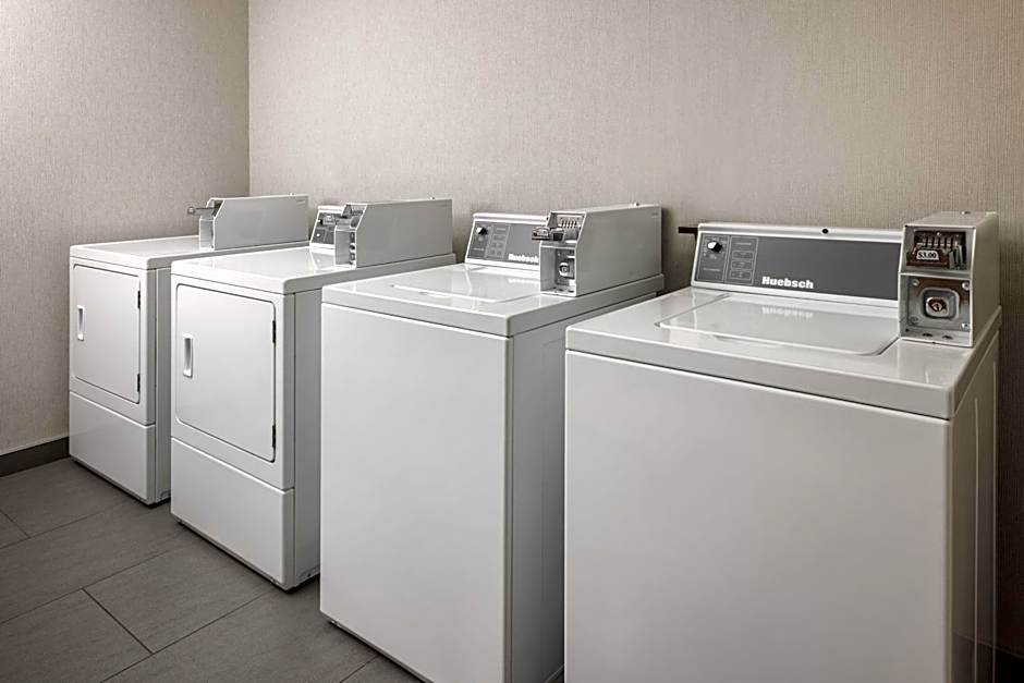 Fairfield Inn & Suites by Marriott Kelowna