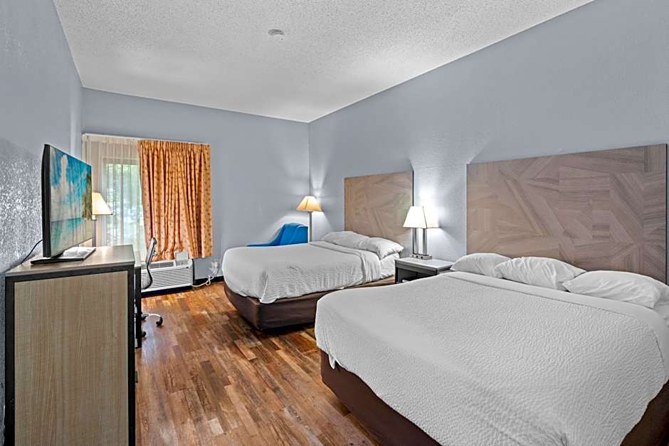 Baymont by Wyndham Lawrence