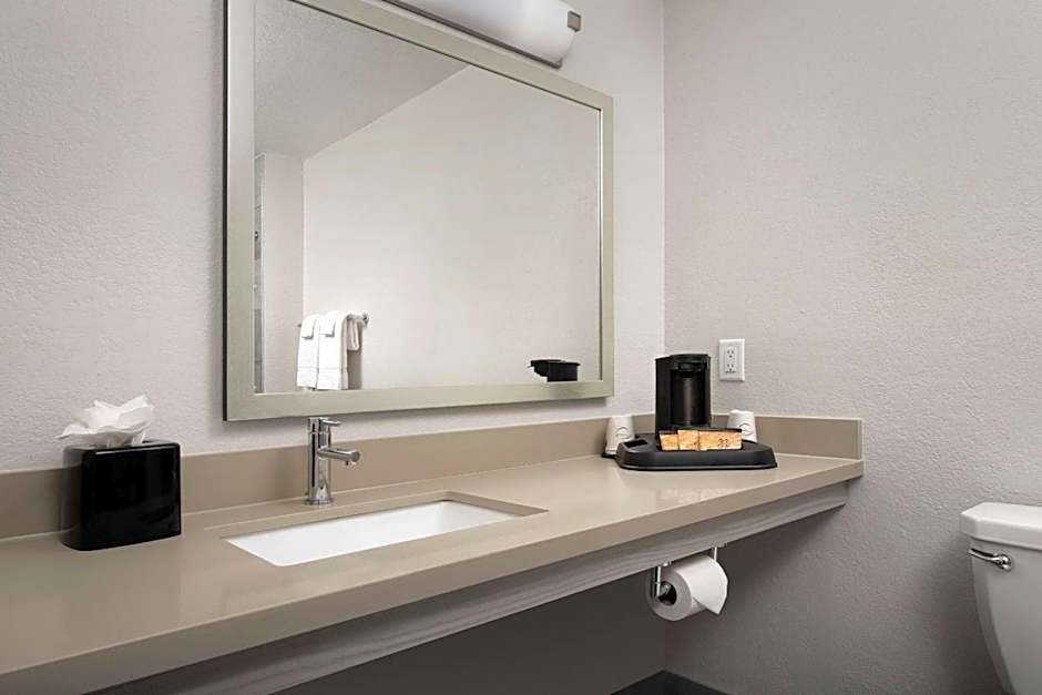 Quality Inn Atlantic Beach-Mayo Clinic Jax Area