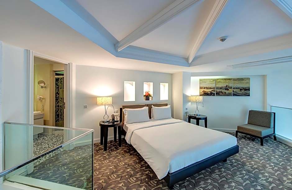 Photo 1 of 7 of Family Suite