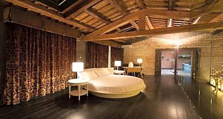 Villa Solaris Hotel & Residence