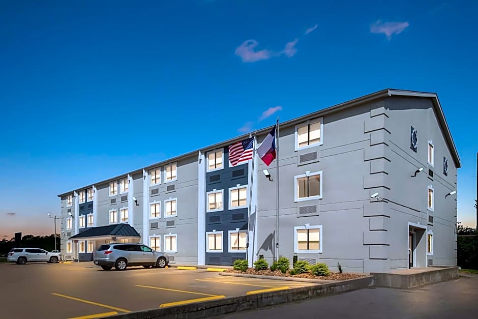 SureStay Hotel by Best Western Groves