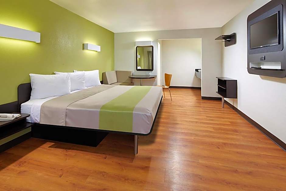 Motel 6-Redlands, CA