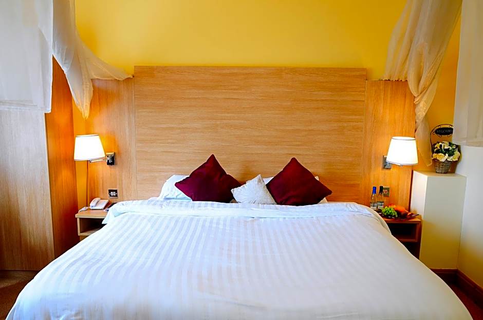 The Queensgate Hotel