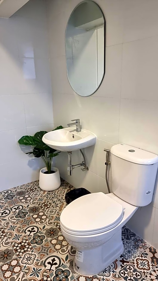 Glur Hostel Pattaya Walking Street