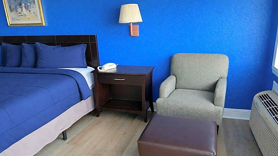 Apollo Lodge and RV Park