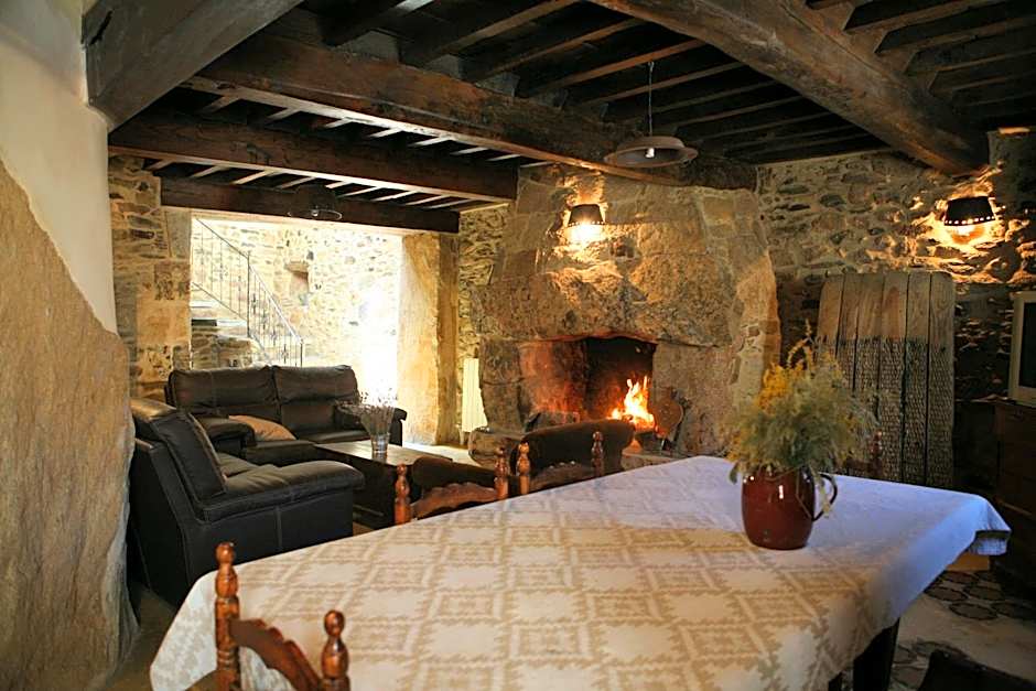 Hotel Rural Bermellar