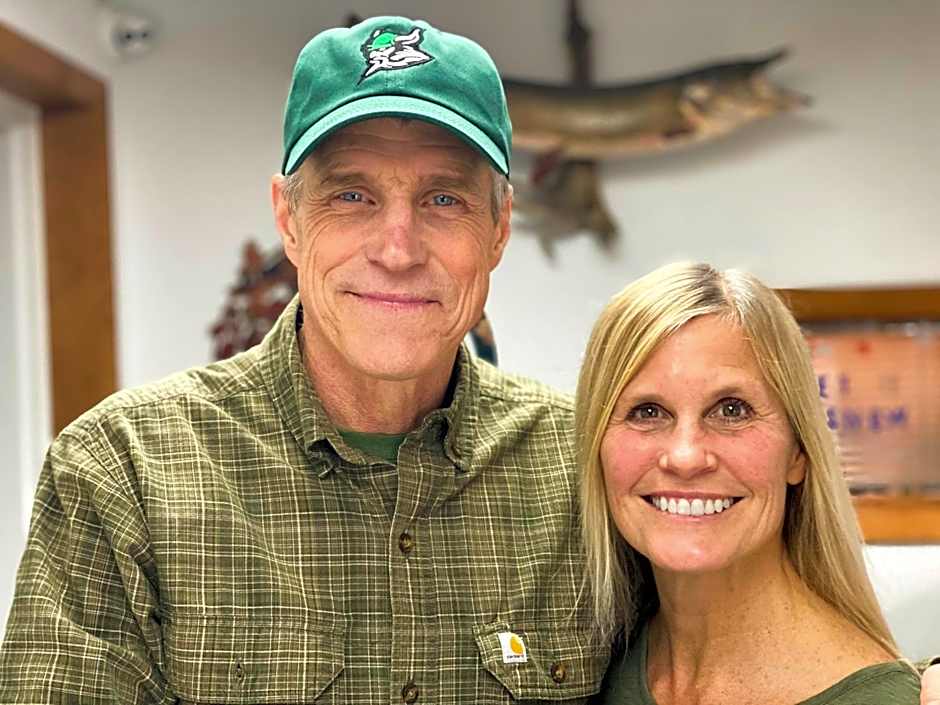 Budget Host Crestview Inn