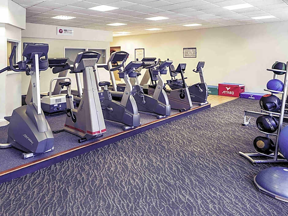 Mercure Maidstone Great Danes Hotel
