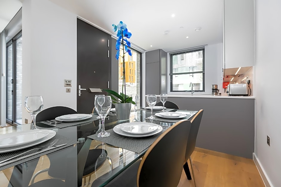 LT Greenwich 3 Bed Townhouse