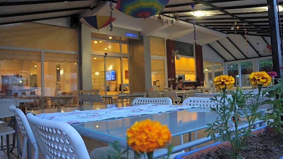 Hotel Marine