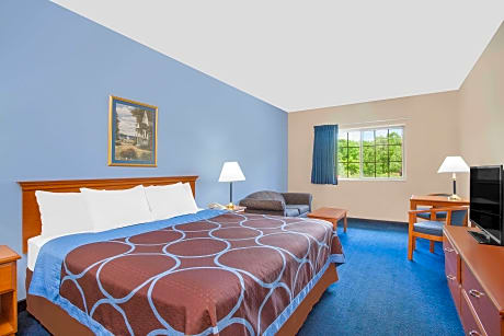 1 King Bed Mobility Accessible Room Non-Smoking