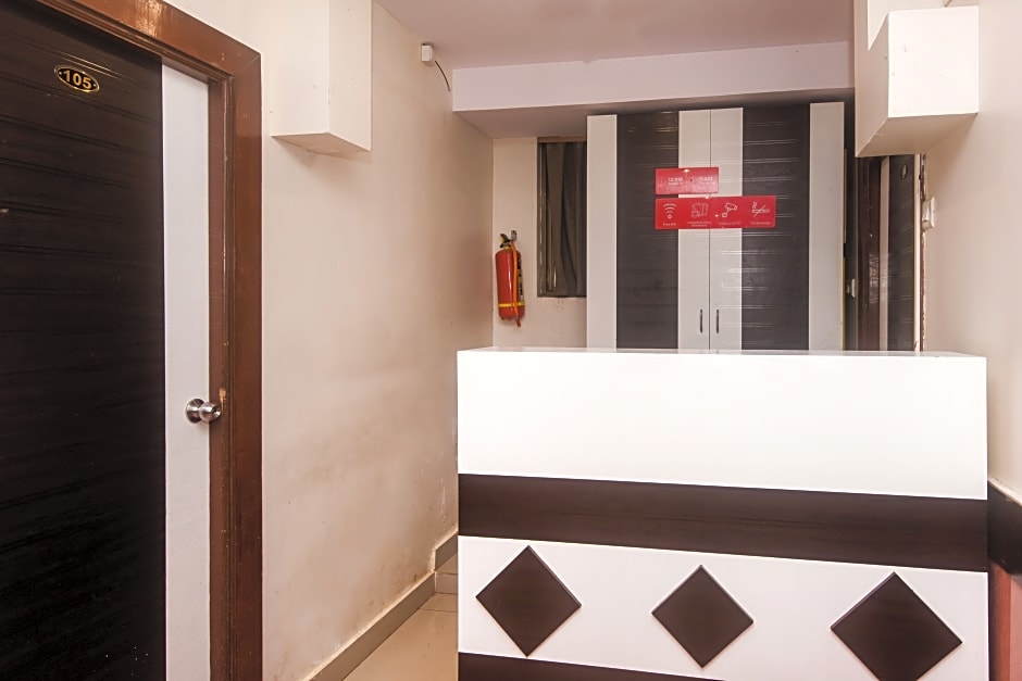 OYO 22039 Hotel Bkc Grand