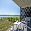 Golden Lakes Hotel