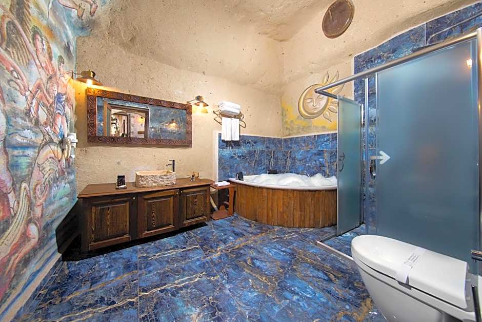 Cappa Via Cave Hotel