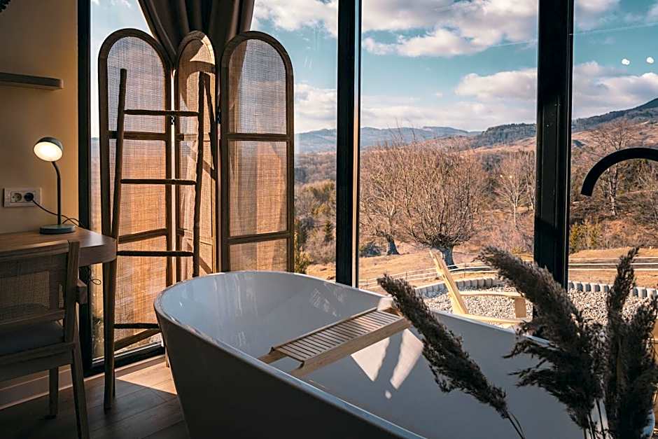 Moon Valley Comarnic