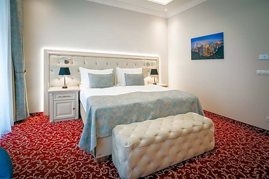 Golden Key Boutique Hotel